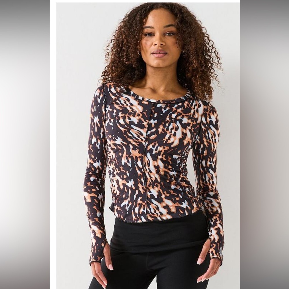 Free People Movement Right On Run Long Sleeve. NWT. Size small.